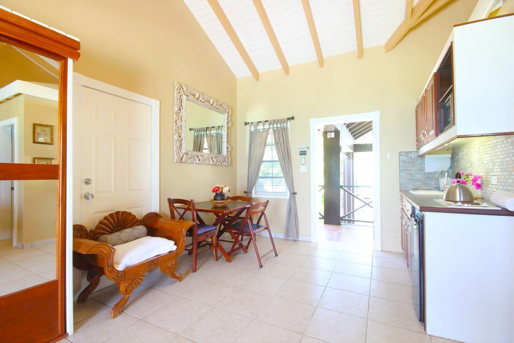 Mary'S Boon Beach Resort & Spa خليج سِمبسون المظهر الخارجي الصورة