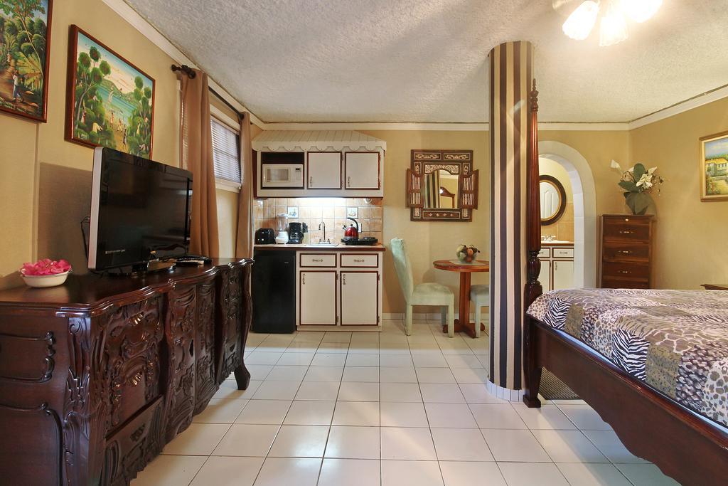 Mary'S Boon Beach Resort & Spa خليج سِمبسون المظهر الخارجي الصورة